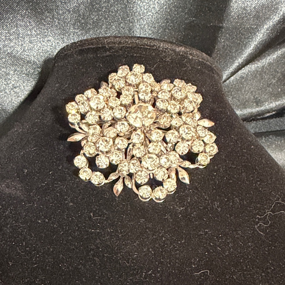 Vintage Tiered Clear Rhinestone Flower Brooch